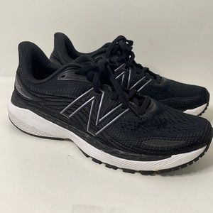 New Balance Fresh Foam 860 Womens Sneakers